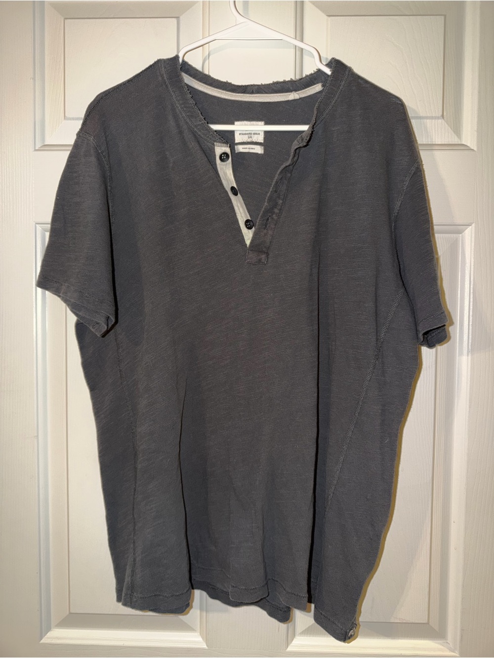 rag & bone Charcoal Gray Short-Sleeve Henley Tee - size L